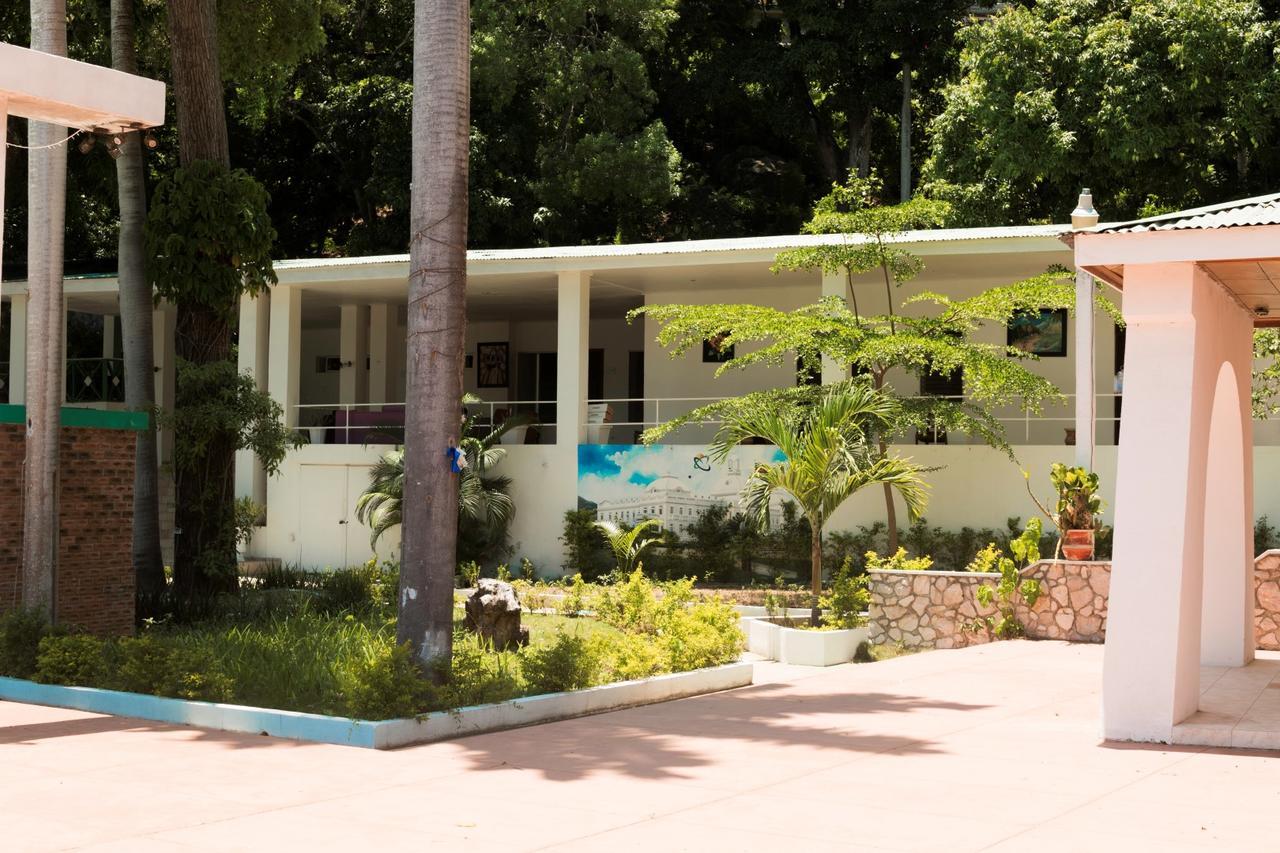 Le Grand Hotel Beck Cap-Haïtien Exterior foto